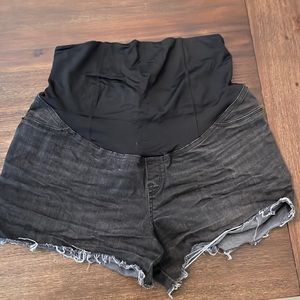 Isabel Maternity Black Jean Shorts